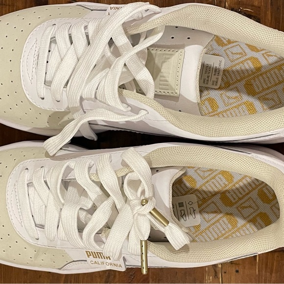 New white women’s Puma sneakers, size 8.5 - Picture 7 of 7